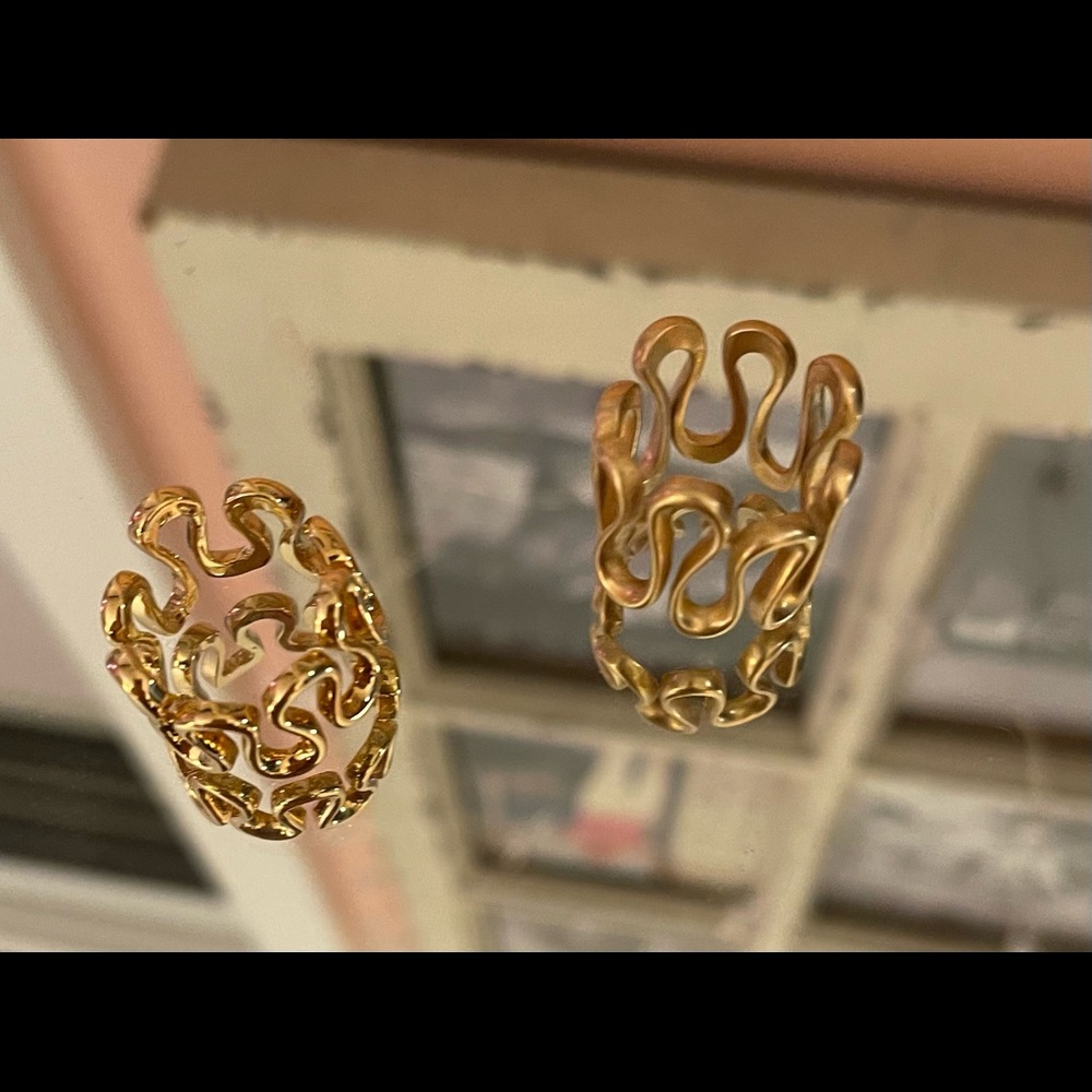 Trina Turk Gold Rush Wavy Set of Two Rings, Size 6.5, Gold Tone, nickel free - Picture 2 of 2